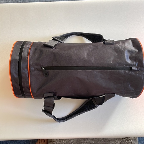 Atlantis Events Duffel/Backpack - Picture 7 of 11